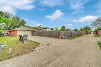 1021 Mark Twain Drive, Allen, TX 75002 - Photo 31