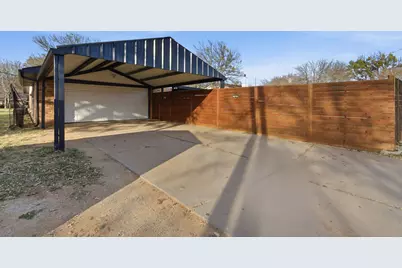 1008 Royal Lane, Graham, TX 76450 - Photo 17