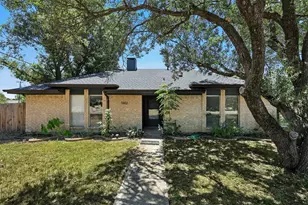 1002 Kingston Dr, Lewisville, TX 75067 - Photo 1