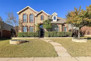 2337 Ravenhurst Dr, Plano, TX 75025 - Photo 1