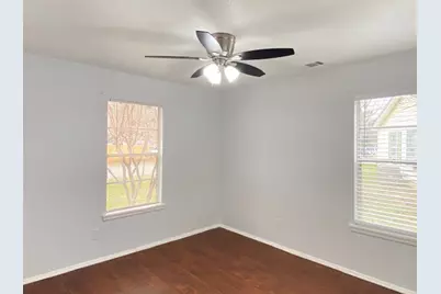 1502 N Pikeview Terrace, Arlington, TX 76011 - Photo 7