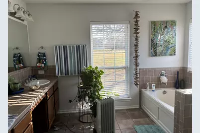 112 Oak Meadow Trail, Spicewood, TX 78669 - Photo 11