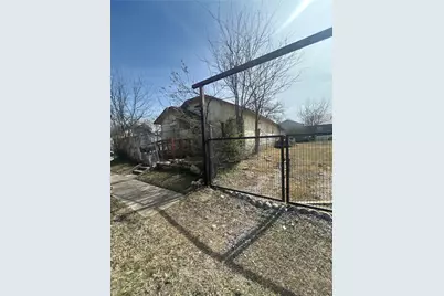 3019 Bourland Street, Greenville, TX 75401 - Photo 3