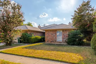 900 Milby Road, Arlington, TX 76013 - Photo 1