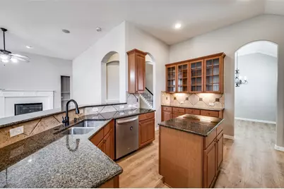 10448 Chantry Lane, Frisco, TX 75035 - Photo 13