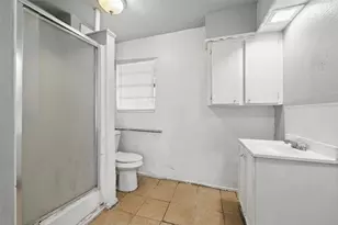 2813 E Rosedale St, Fort Worth, TX 76105 - Photo 11