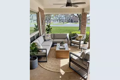 742 Kiowa Drive W, Gainesville, TX 76240 - Photo 1