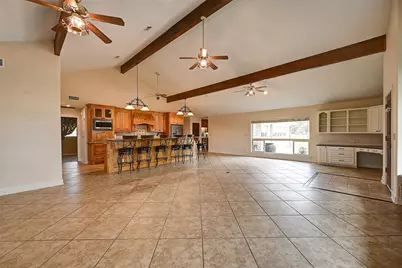 742 Kiowa Drive W, Gainesville, TX 76240 - Photo 11