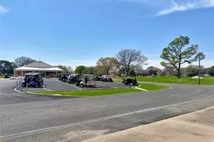 742 Kiowa Dr W, Gainesville, TX 76240 - Photo 27