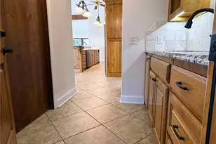 742 Kiowa Dr W, Gainesville, TX 76240 - Photo 7