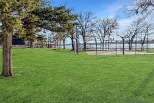 742 Kiowa Dr W, Gainesville, TX 76240 - Photo 29