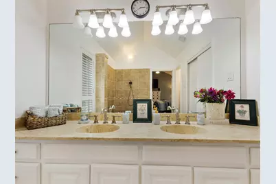 2723 Belmeade Drive, Carrollton, TX 75006 - Photo 17