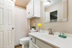 2723 Belmeade Dr, Carrollton, TX 75006 - Photo 19