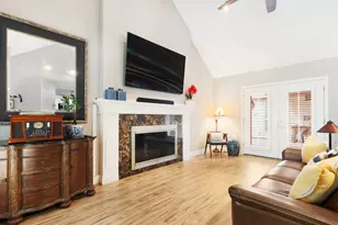 2723 Belmeade Dr, Carrollton, TX 75006 - Photo 7