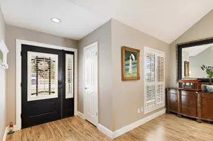 2723 Belmeade Dr, Carrollton, TX 75006 - Photo 3