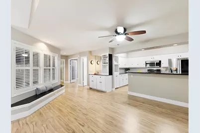 2723 Belmeade Drive, Carrollton, TX 75006 - Photo 13