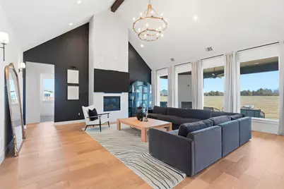 8301 County Road 204, Grandview, TX 76050 - Photo 7