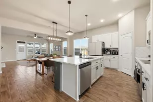 1557 Sidewinder Trl, Weatherford, TX 76087 - Photo 7