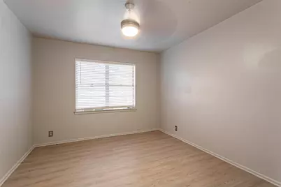 604 Oakwood Avenue, Hurst, TX 76053 - Photo 19
