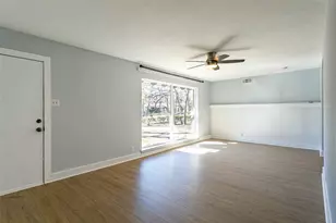 604 Oakwood Ave, Hurst, TX 76053 - Photo 5