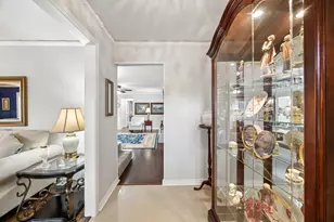 3773 Weeburn Dr, Dallas, TX 75229 - Photo 3