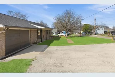 502 S 8th Street, Valley Mills, TX 76689 - Photo 3