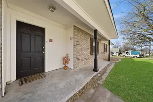 502 S 8th St, Valley Mills, TX 76689 - Photo 11