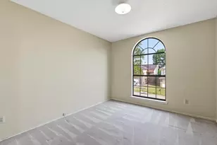 800 Wyndham Pl, Arlington, TX 76017 - Photo 29