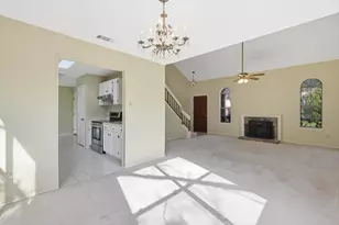 800 Wyndham Pl, Arlington, TX 76017 - Photo 11