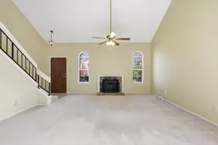 800 Wyndham Pl, Arlington, TX 76017 - Photo 5