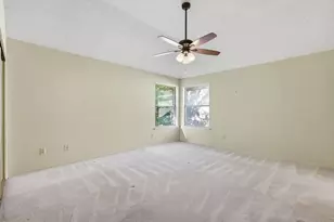 800 Wyndham Pl, Arlington, TX 76017 - Photo 21