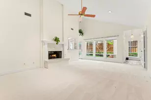 2019 Whippoorwill Ln, Carrollton, TX 75006 - Photo 3