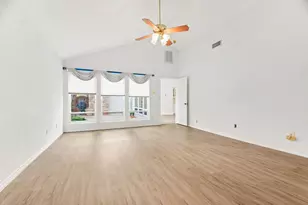 2019 Whippoorwill Ln, Carrollton, TX 75006 - Photo 13