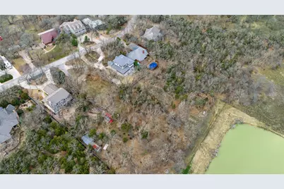 2936 Peninsula Drive, Grapevine, TX 76051 - Photo 11