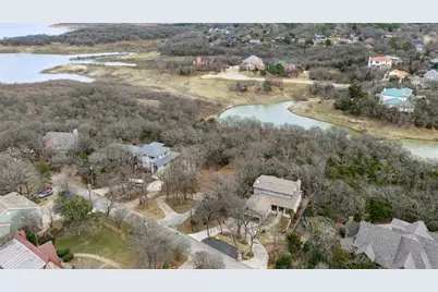 2936 Peninsula Drive, Grapevine, TX 76051 - Photo 5