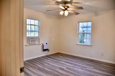 1111 Sanders Street, Bowie, TX 76230 - Photo 9