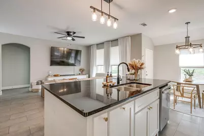 5617 Kilpatrick Avenue, Fort Worth, TX 76107 - Photo 17