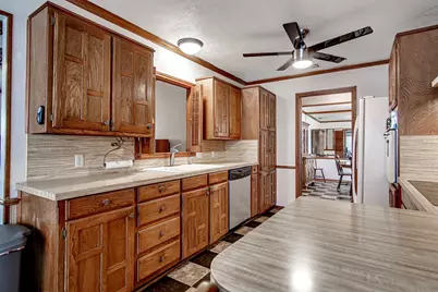 1003 Hyde Park Boulevard, Cleburne, TX 76033 - Photo 13