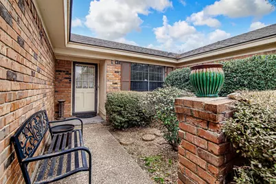 1003 Hyde Park Boulevard, Cleburne, TX 76033 - Photo 3