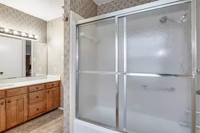 1003 Hyde Park Boulevard, Cleburne, TX 76033 - Photo 19