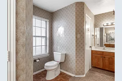 1003 Hyde Park Boulevard, Cleburne, TX 76033 - Photo 17