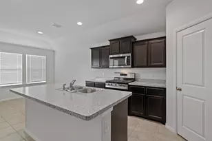 1141 Loomis Trl, Justin, TX 76247 - Photo 5