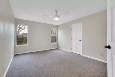 205 W Latimer Street, Ennis, TX 75119 - Photo 13