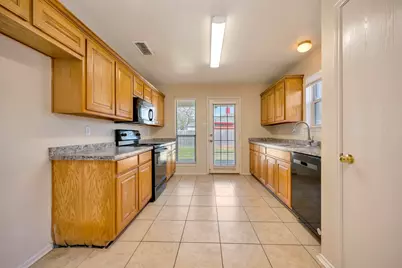 117 Goldeneye Lane, Fort Worth, TX 76120 - Photo 7