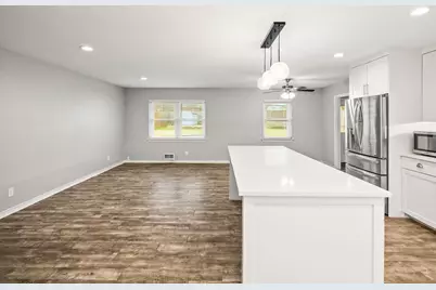 3213 Pecan Lane, Garland, TX 75041 - Photo 9