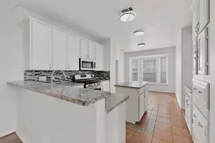 875 San Jacinto Dr, Grand Prairie, TX 75052 - Photo 9