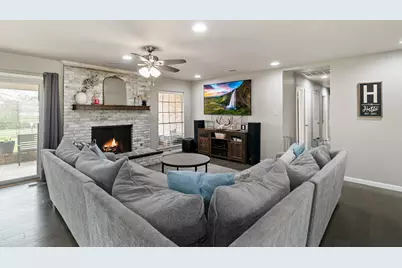 214 Center Street, Whitesboro, TX 76273 - Photo 7