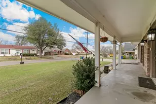 214 Center St, Whitesboro, TX 76273 - Photo 5