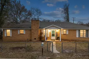 700 Powderhorn Dr, Athens, TX 75751 - Photo 1