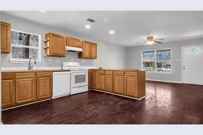 1602 W Elm Street, Denison, TX 75020 - Photo 7